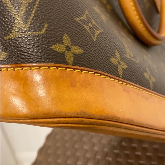 ⭐️SOLD⭐️Louis Vuitton Alma PM - Picture 5 of 11